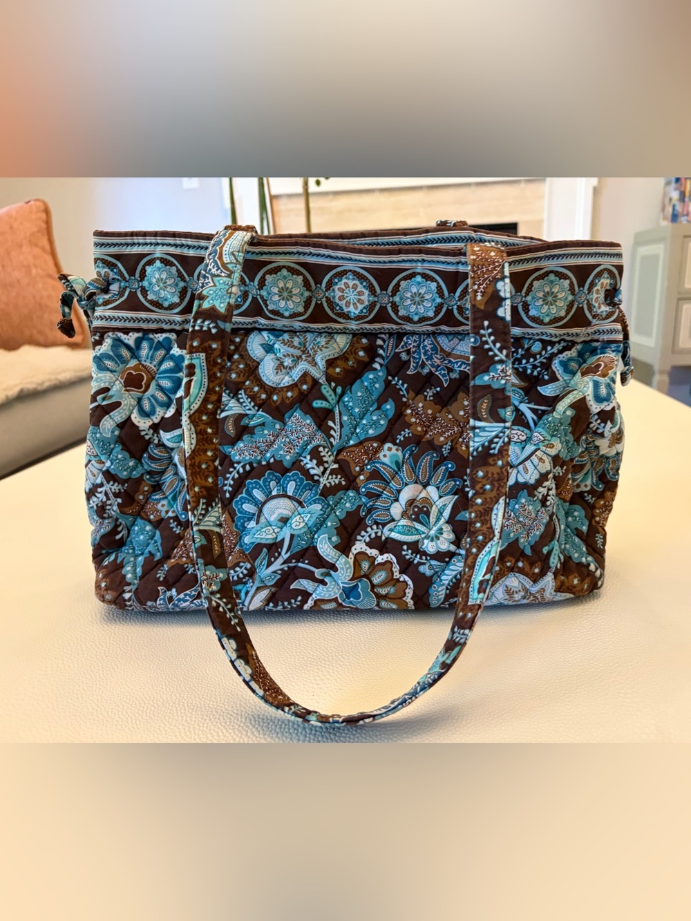 Vera Bradley Quilted Floral Purse Bag in Java Blue pattern- 14x10in - Picture 3 of 7